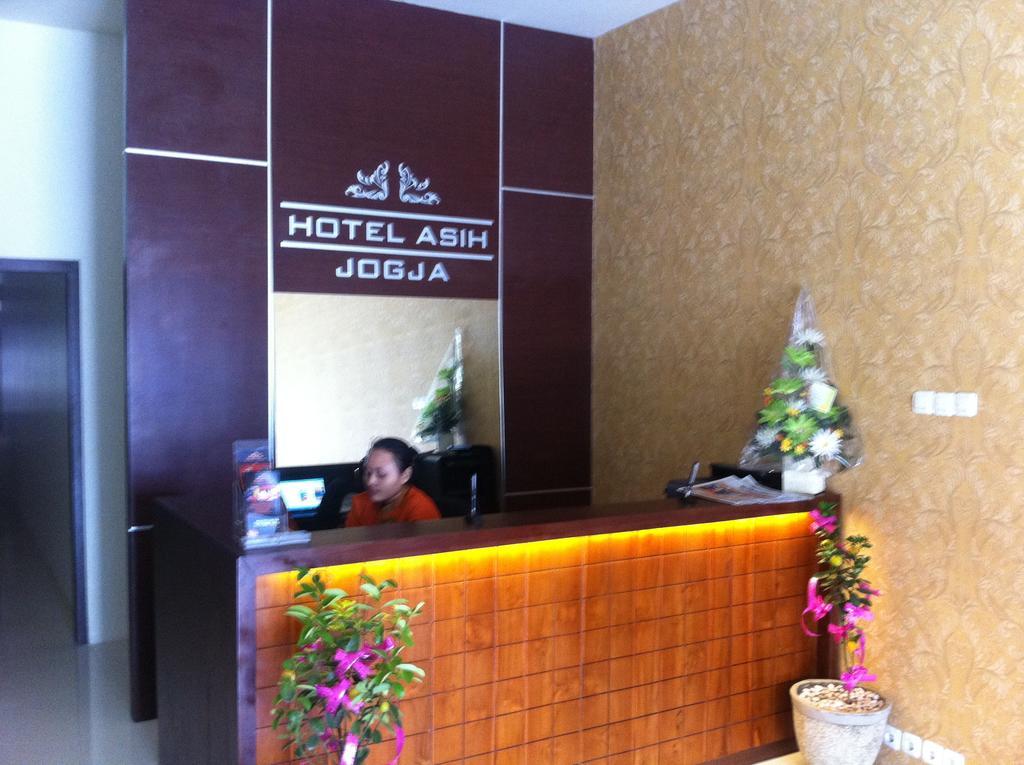 Asih Hotel Yogya Yogyakarta Kültér fotó